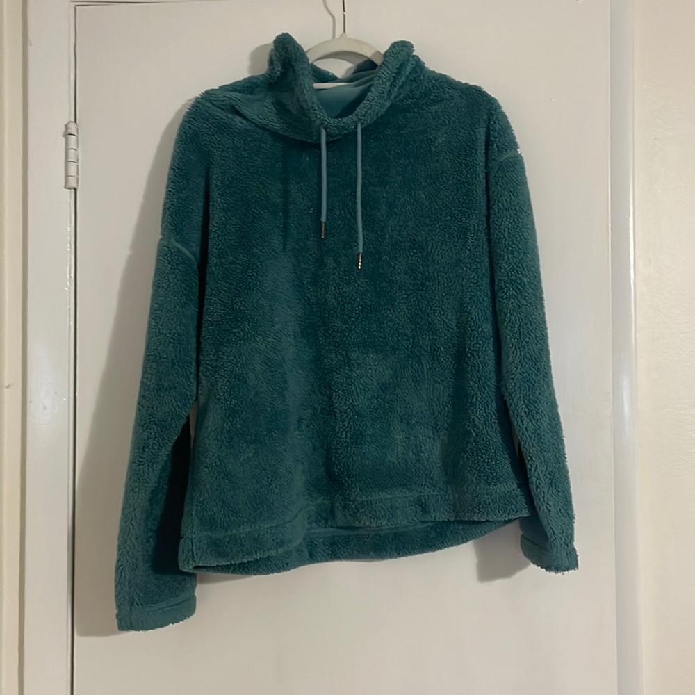 Teal size medium fuzzy pullover